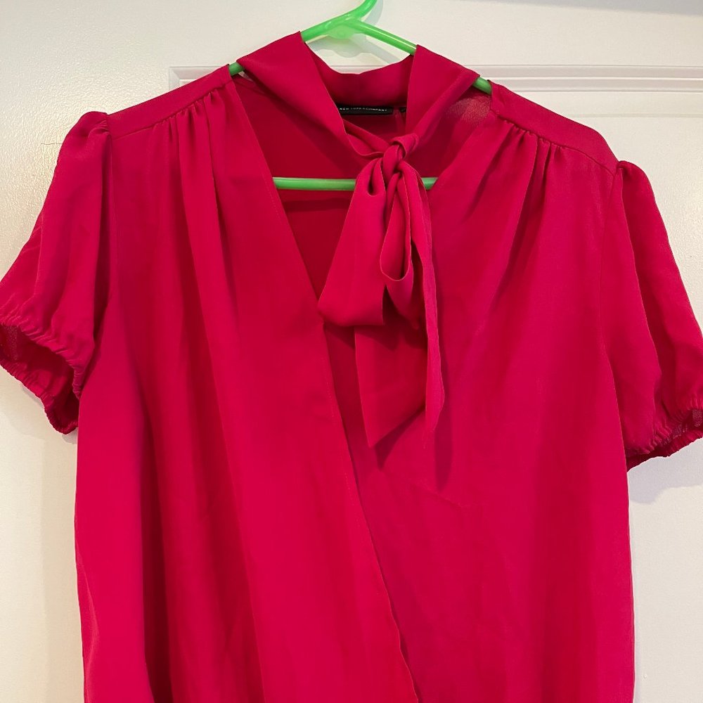 New York & Company Dress Shirt and Capri Pants Set